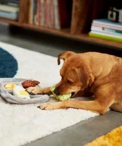 Frisco Retro Microwave Dinner Hide & Seek Plush Puzzle Squeaky Dog Toy -Dog Cat Corner 230343 PT3. SY630 V1601947309