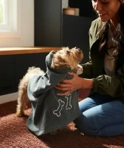 Frisco Embroidered Pawprint Microfiber Dog Bath Towel -Dog Cat Corner 269029 PT4. SY630 V1624553208