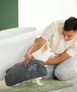 Frisco Embroidered Pawprint Microfiber Dog Bath Cape Towel -Dog Cat Corner 269036 PT5. SY630 V1624553138