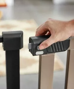 Frisco Wood & Metal Extra Wide Auto-close Dog Gate, 30-in -Dog Cat Corner 289332 PT4. SY630 V1632938805