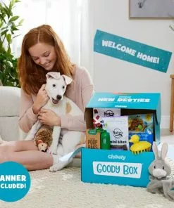 Goody Box||Frisco Goody Box Puppy Toys, Treats & Potty Training + Frisco Extra Large Training & Potty Pads, 28 x 34-in -Dog Cat Corner 301946 PT7. SY630 V1658256254