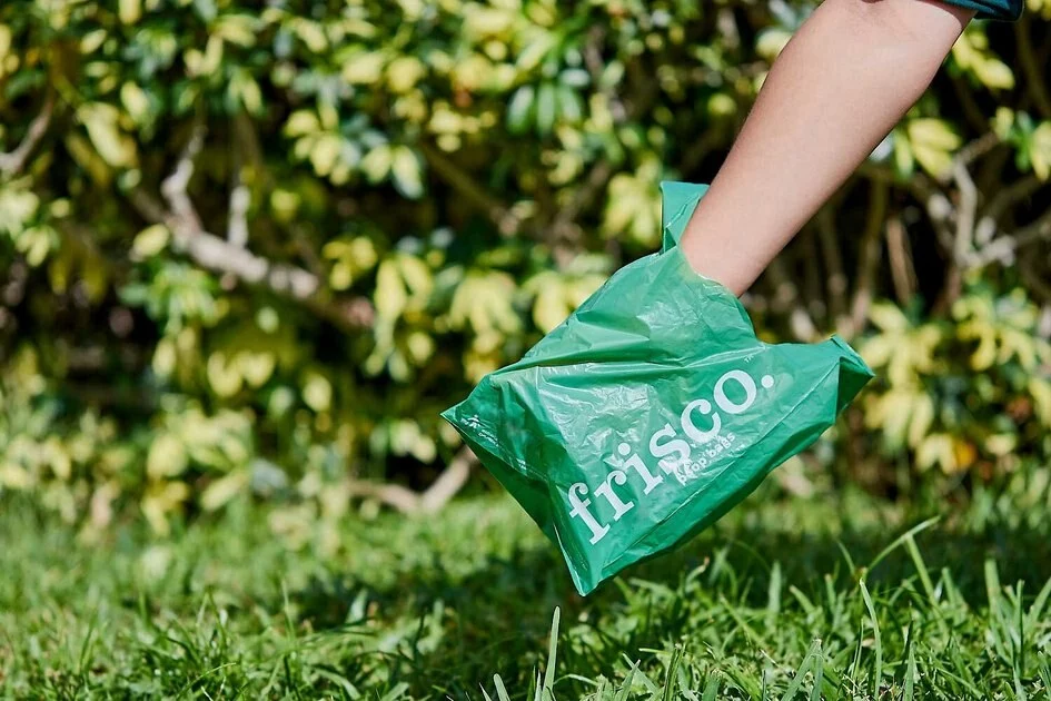 Frisco Spring Action Foldable Scooper, Large + Handle Dog Poop Bag, Scented, 120 count 11 Frisco Spring Action Foldable Scooper, Large + Handle Dog Poop Bag, Scented, 120 count - Image 9