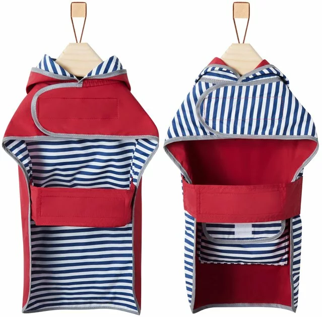 Frisco Red Reversible Packable Dog Raincoat 7 Frisco Red Reversible Packable Dog Raincoat - Image 5