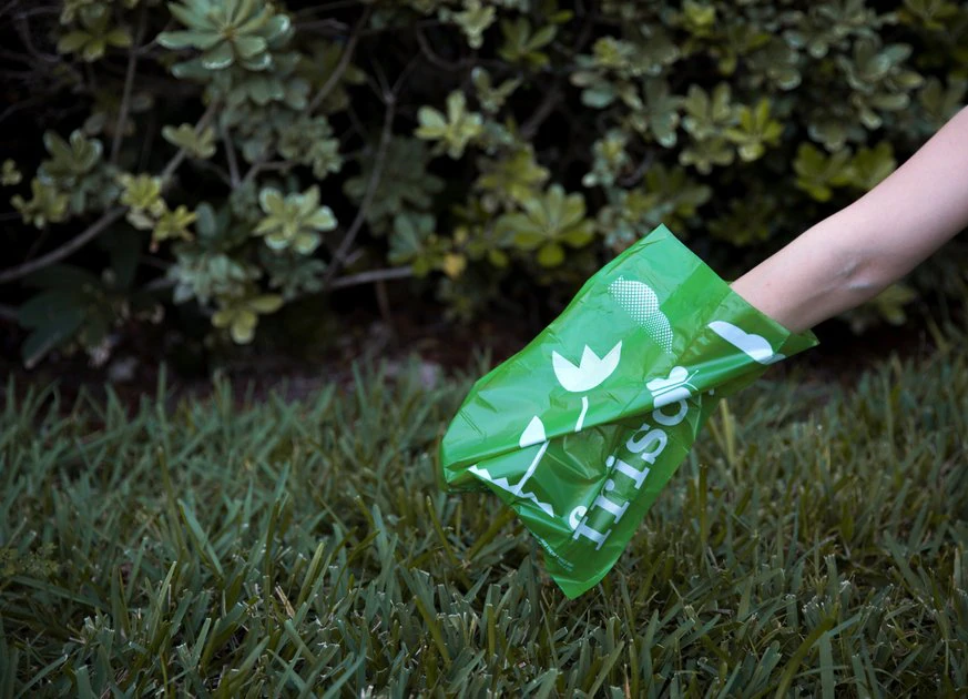 Frisco Dog Poop Bags + Dispenser, 15 count 7 Frisco Dog Poop Bags + Dispenser, 15 count - Image 5